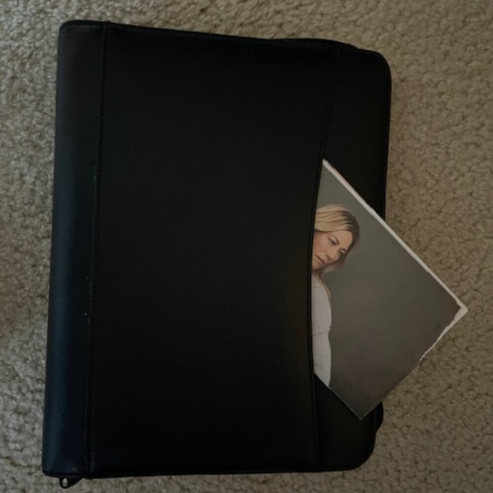Franklin Covey 7-Ring Black Leather Front Binder Zip Around Planner Organizer